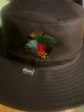 Widebrimmed wax cotton hat